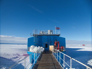 The bridge at Halley, I'm facing towards the command modules, but it looks the same both ways! (Radar dome on the right with the MET caboose.)