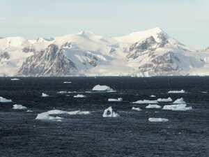 Look, an iceberg with a hole in it! :-)